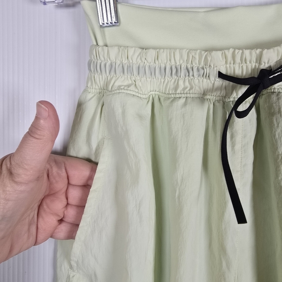 Gymshark Womens CTY Joggers in Celery Green Size XSmall Drawstring Waist&Cuffs - Picture 6 of 13